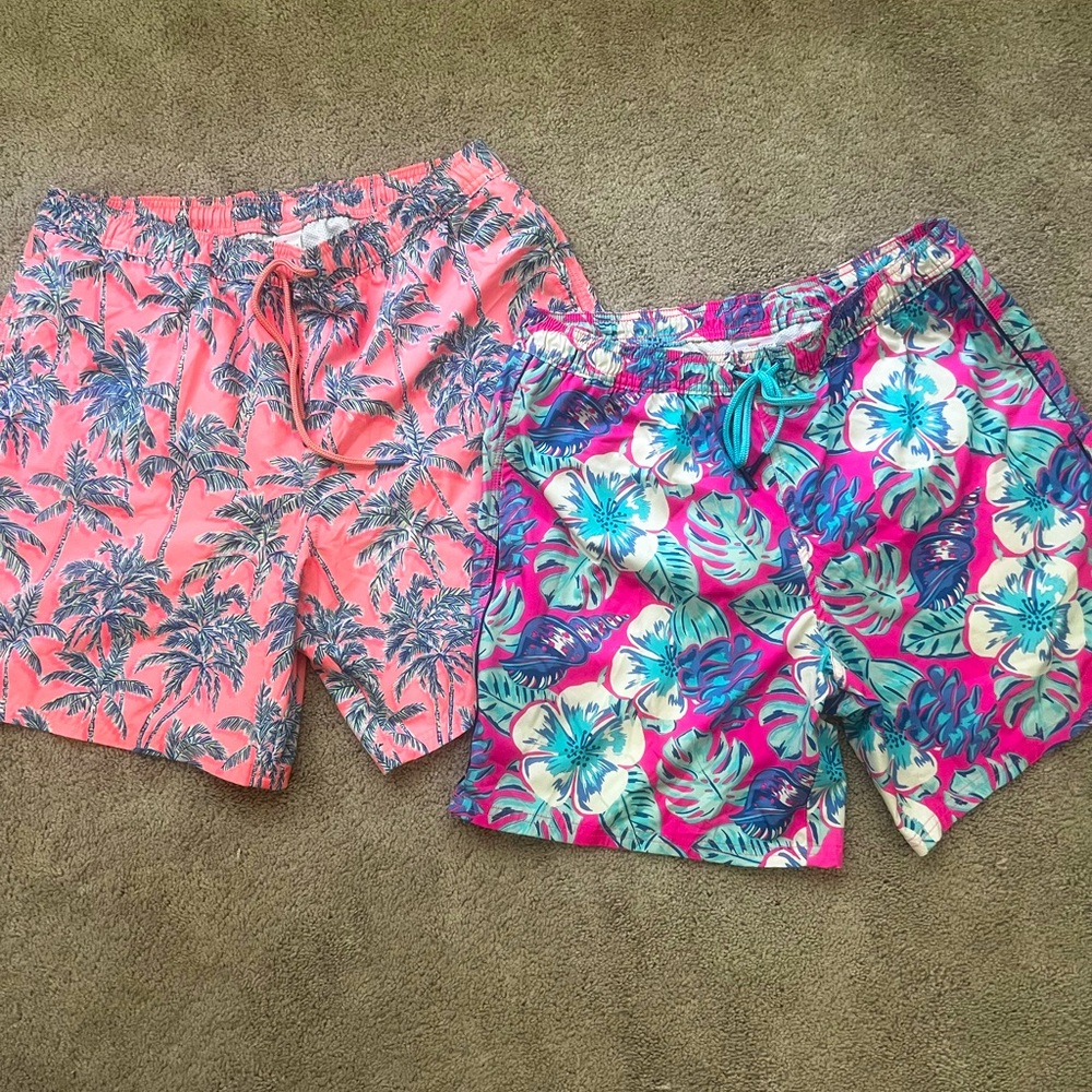TWO Men’s Vineyard Vines Swim Trunks size Large